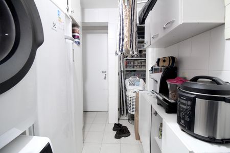 Apartamento à venda com 124m², 3 quartos e 2 vagas Apartamento à venda com 124m², 3 quartos e 2 vagasLavanderia