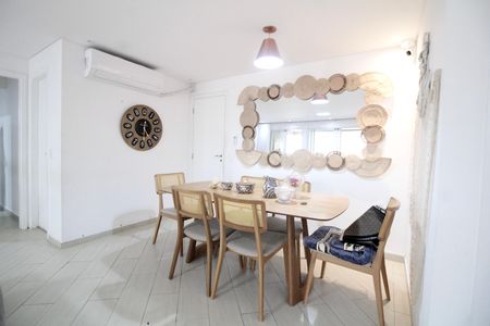 Apartamento à venda com 124m², 3 quartos e 2 vagas Apartamento à venda com 124m², 3 quartos e 2 vagasSala