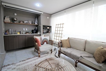 Apartamento à venda com 124m², 3 quartos e 2 vagas Apartamento à venda com 124m², 3 quartos e 2 vagasVaranda