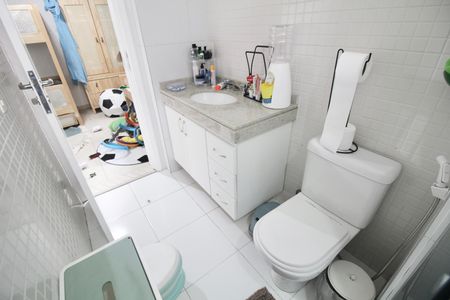 Apartamento à venda com 124m², 3 quartos e 2 vagas Apartamento à venda com 124m², 3 quartos e 2 vagasSuite 2 - Banheiro