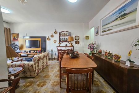 Apartamento para alugar com 2 quartos, 120m² em Jardim Las Palmas, Guarujá