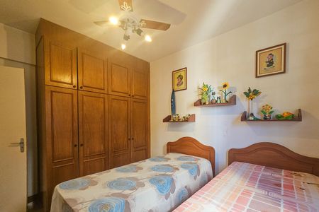 Apartamento para alugar com 2 quartos, 120m² em Jardim Las Palmas, Guarujá