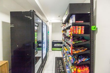Apartamento para alugar com 51m², 2 quartos e 1 vaga Apartamento para alugar com 51m², 2 quartos e 1 vagaMercado