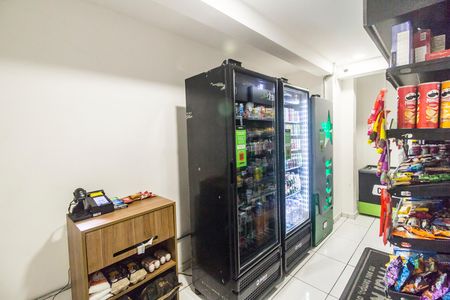 Apartamento para alugar com 51m², 2 quartos e 1 vaga Apartamento para alugar com 51m², 2 quartos e 1 vagaMercado
