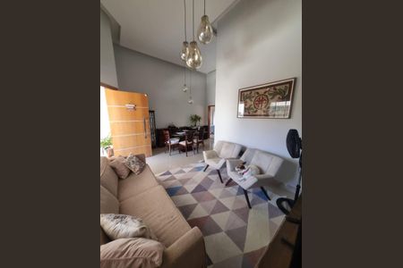 Casa à venda com 3 quartos, 210m² em Jardim Atlantico, Goiânia