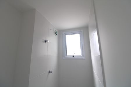 Banheiro da suíte de apartamento para alugar com 1 quarto, 29m² em Planalto Paulista, São Paulo