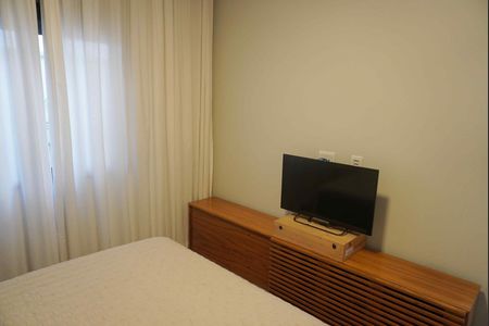 Casa de condomínio à venda com 480m², 3 quartos e 4 vagas Casa de condomínio à venda com 480m², 3 quartos e 4 vagasSuite 1