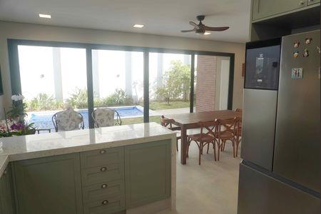 Cozinha de casa de condomínio à venda com 3 quartos, 480m² em Morada dos Pinheiros (aldeia da Serra), Barueri