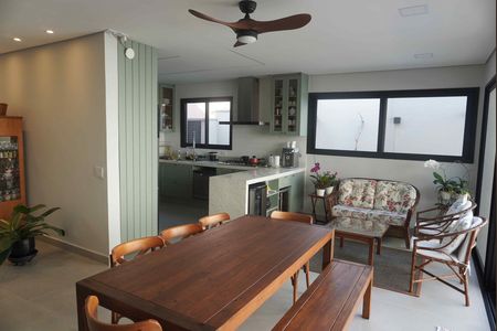 Casa de condomínio à venda com 480m², 3 quartos e 4 vagas Casa de condomínio à venda com 480m², 3 quartos e 4 vagasÁrea gourmet