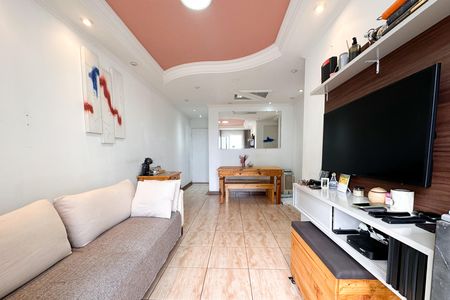 Apartamento à venda com 67m², 3 quartos e 1 vaga Apartamento à venda com 67m², 3 quartos e 1 vagaSala