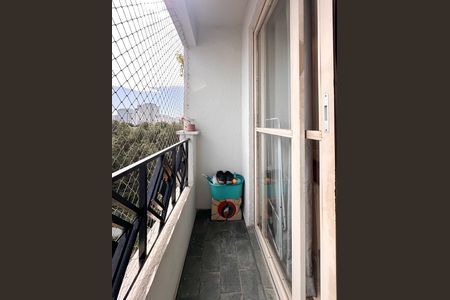 Apartamento à venda com 67m², 3 quartos e 1 vaga Apartamento à venda com 67m², 3 quartos e 1 vagaSacada