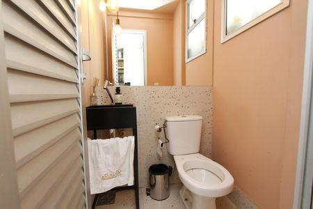 Apartamento à venda com 243m², 4 quartos e 3 vagasBanheiro de serviço