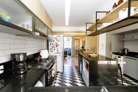 Apartamento à venda com 243m², 4 quartos e 3 vagasCozinha