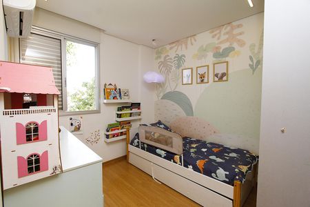 Apartamento à venda com 243m², 4 quartos e 3 vagasQuarto 3