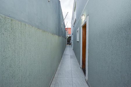 Corredor de casa para alugar com 3 quartos, 140m² em Jardim Primavera, São Paulo