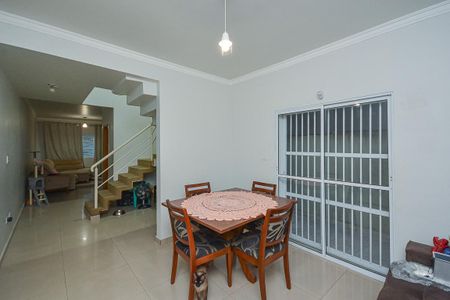 Casa para alugar com 147m², 3 quartos e 2 vagas Casa para alugar com 147m², 3 quartos e 2 vagasSala de Jantar