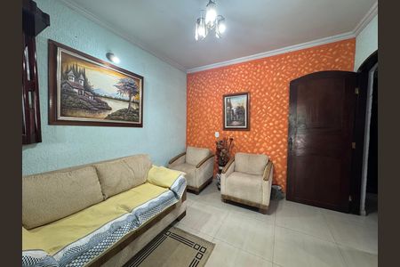 Casa de condomínio à venda com 312m², 4 quartos e 4 vagas Casa de condomínio à venda com 312m², 4 quartos e 4 vagasSala de Estar