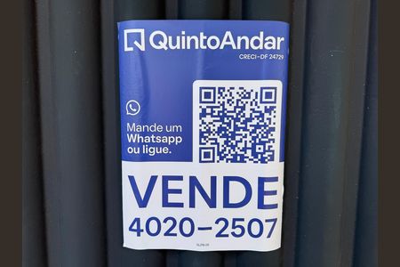 Casa de condomínio à venda com 312m², 4 quartos e 4 vagas Casa de condomínio à venda com 312m², 4 quartos e 4 vagasFachada do Condomínio