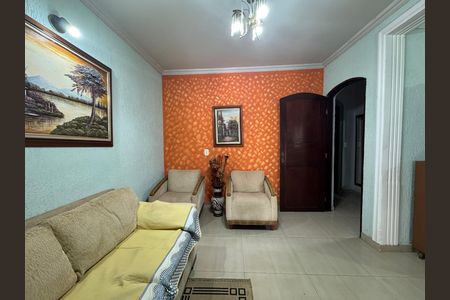 Casa de condomínio à venda com 312m², 4 quartos e 4 vagas Casa de condomínio à venda com 312m², 4 quartos e 4 vagasSala de Estar
