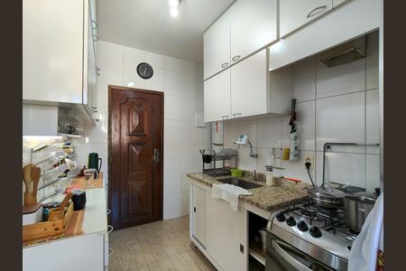 Apartamento à venda com 67m², 2 quartos e 1 vaga Apartamento à venda com 67m², 2 quartos e 1 vagaCozinha