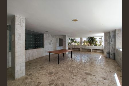 Apartamento à venda com 67m², 2 quartos e 1 vaga Apartamento à venda com 67m², 2 quartos e 1 vagaÁrea comum - Salão de festas