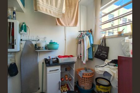 Apartamento à venda com 67m², 2 quartos e 1 vaga Apartamento à venda com 67m², 2 quartos e 1 vagaQuarto de Serviço
