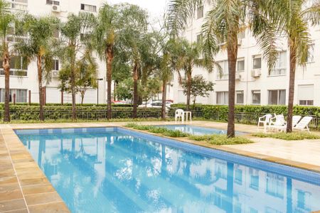 Área comum - Piscina de apartamento para alugar com 2 quartos, 56m² em Partenon, Porto Alegre