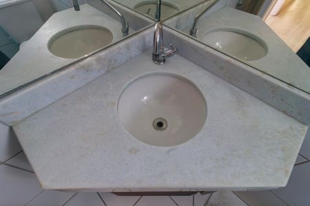 Apartamento à venda com 66m², 3 quartos e 1 vaga Apartamento à venda com 66m², 3 quartos e 1 vagaBanheiro