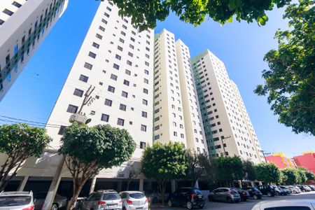 Apartamento à venda com 66m², 3 quartos e 1 vaga Apartamento à venda com 66m², 3 quartos e 1 vagaFachada