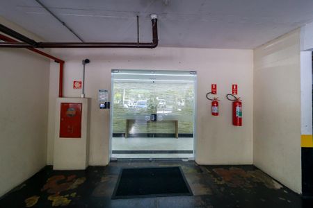 Apartamento à venda com 66m², 3 quartos e 1 vaga Apartamento à venda com 66m², 3 quartos e 1 vagaHall Social