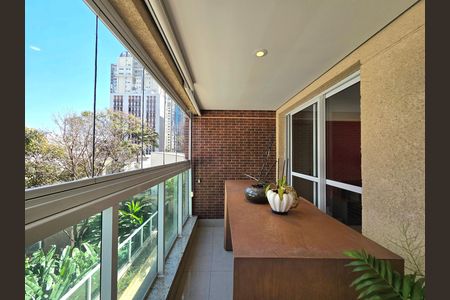Varanda de apartamento para alugar com 1 quarto, 51m² em Itaim Bibi, São Paulo