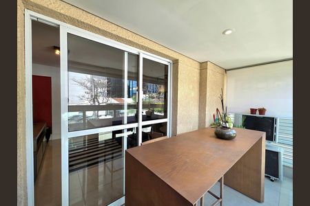 Apartamento para alugar com 51m², 1 quarto e 1 vaga Apartamento para alugar com 51m², 1 quarto e 1 vagaVaranda