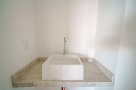 Apartamento à venda com 80m², 2 quartos e 1 vaga Apartamento à venda com 80m², 2 quartos e 1 vagaLavabo