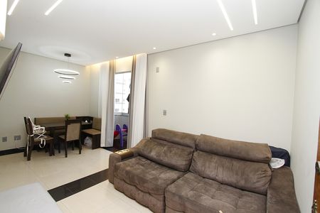 Apartamento à venda com 97m², 3 quartos e 1 vagaSala