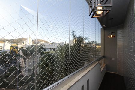 Apartamento à venda com 97m², 3 quartos e 1 vagaVaranda da Sala