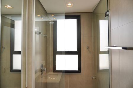 Apartamento para alugar com 141m², 2 quartos e 4 vagas Apartamento para alugar com 141m², 2 quartos e 4 vagasSuíte 1 - Banheiro