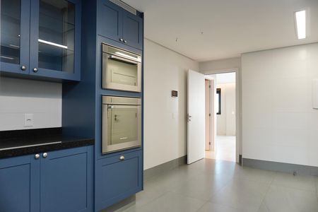 Apartamento para alugar com 141m², 2 quartos e 4 vagas Apartamento para alugar com 141m², 2 quartos e 4 vagasCozinha