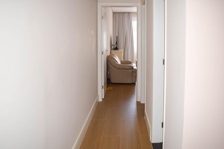 Apartamento à venda com 124m², 3 quartos e sem vaga Apartamento à venda com 124m², 3 quartos e sem vagaCorredor