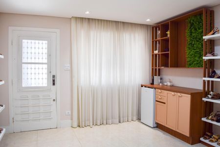 Apartamento à venda com 124m², 3 quartos e sem vaga Apartamento à venda com 124m², 3 quartos e sem vagaSala