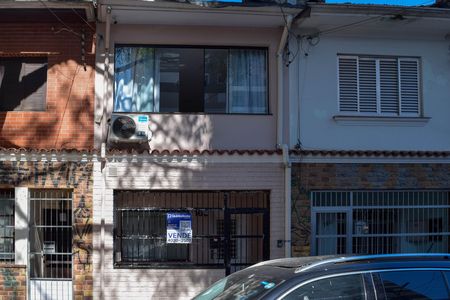 Apartamento à venda com 124m², 3 quartos e sem vaga Apartamento à venda com 124m², 3 quartos e sem vagaFachada