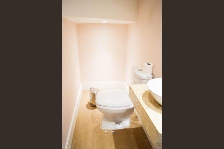 Apartamento à venda com 124m², 3 quartos e sem vaga Apartamento à venda com 124m², 3 quartos e sem vagaLavabo
