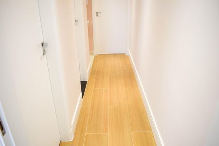 Apartamento à venda com 124m², 3 quartos e sem vaga Apartamento à venda com 124m², 3 quartos e sem vagaCorredor