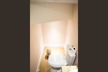 Apartamento à venda com 124m², 3 quartos e sem vaga Apartamento à venda com 124m², 3 quartos e sem vagaLavabo