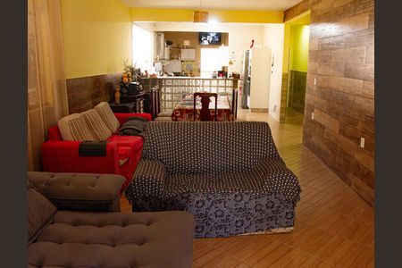 Casa para alugar com 180m², 3 quartos e 3 vagas