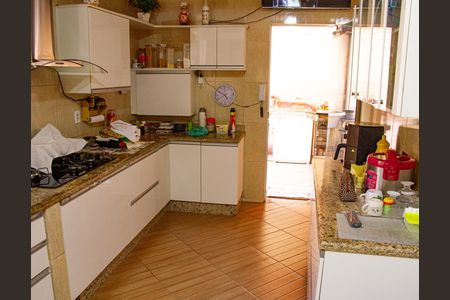Casa para alugar com 180m², 3 quartos e 3 vagas