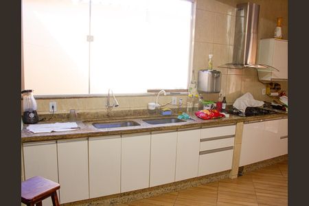 Casa para alugar com 180m², 3 quartos e 3 vagas