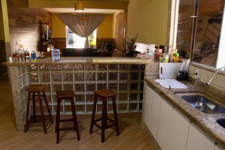 Casa para alugar com 180m², 3 quartos e 3 vagas