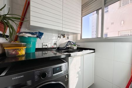 Apartamento à venda com 60m², 2 quartos e 1 vaga Apartamento à venda com 60m², 2 quartos e 1 vagaÁrea de Serviço
