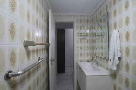Apartamento para alugar com 75m², 2 quartos e 1 vaga Apartamento para alugar com 75m², 2 quartos e 1 vagaBanheiro Social