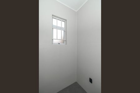 Quarto de Serviço de apartamento para alugar com 2 quartos, 86m² em São Geraldo, Porto Alegre